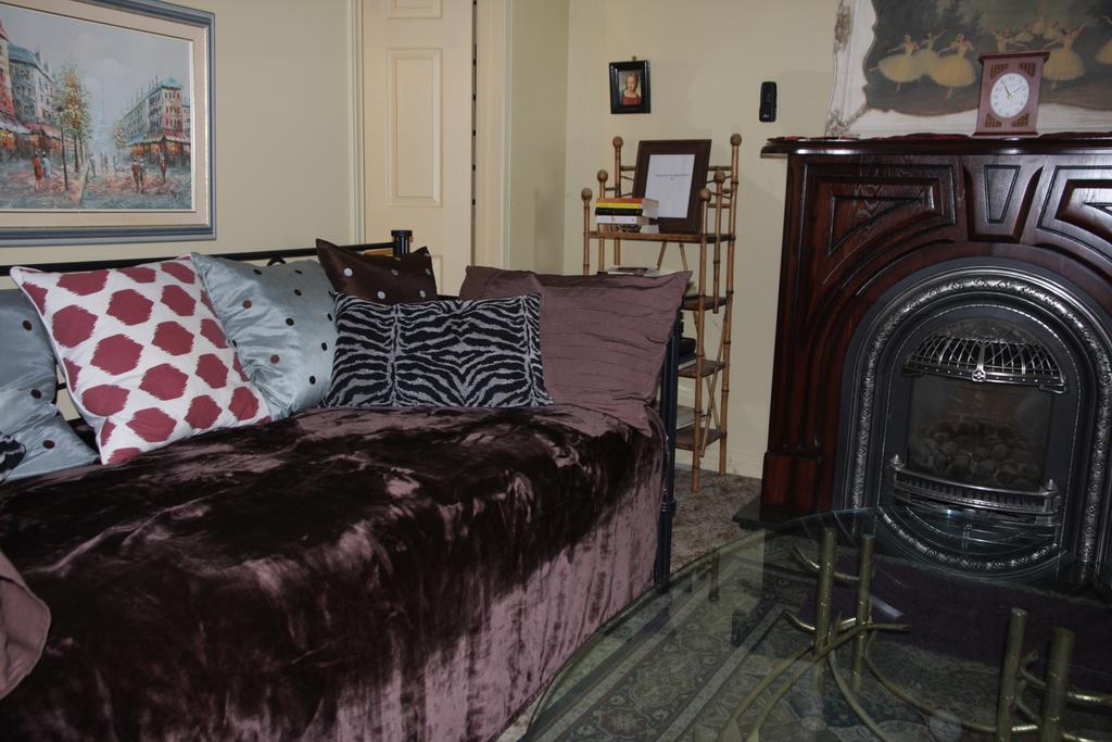 O'Brien House Bed & Breakfast Kingston Room photo